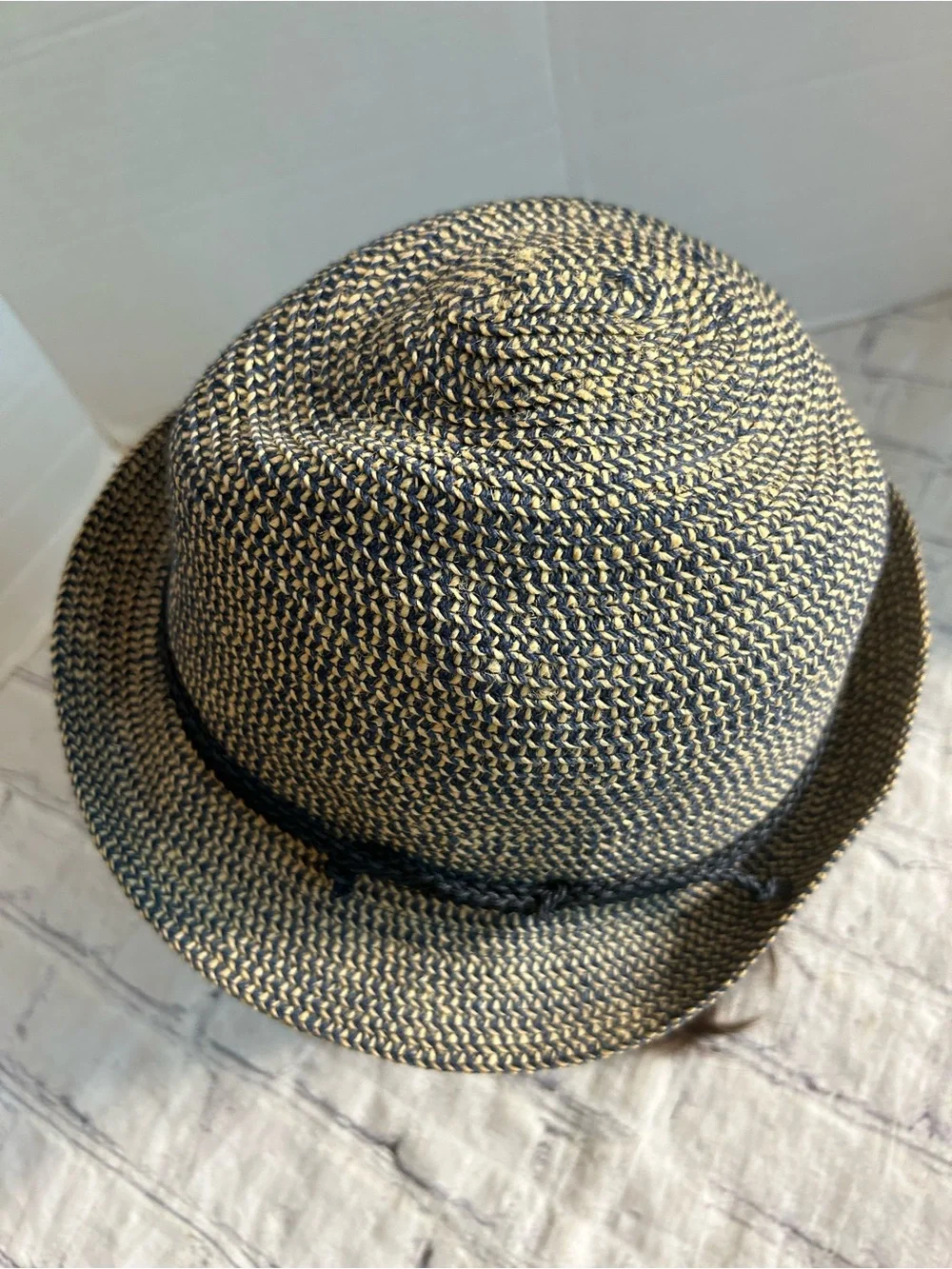 H&M NAVY & TAN MIX WITH WOVEN BAND FEDORA STYLE SIZE MEDIUM